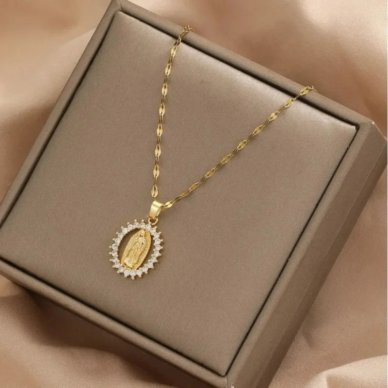 Fashion Micro Inlaid Zircon Virgin Mary Star Pendant Necklace Women