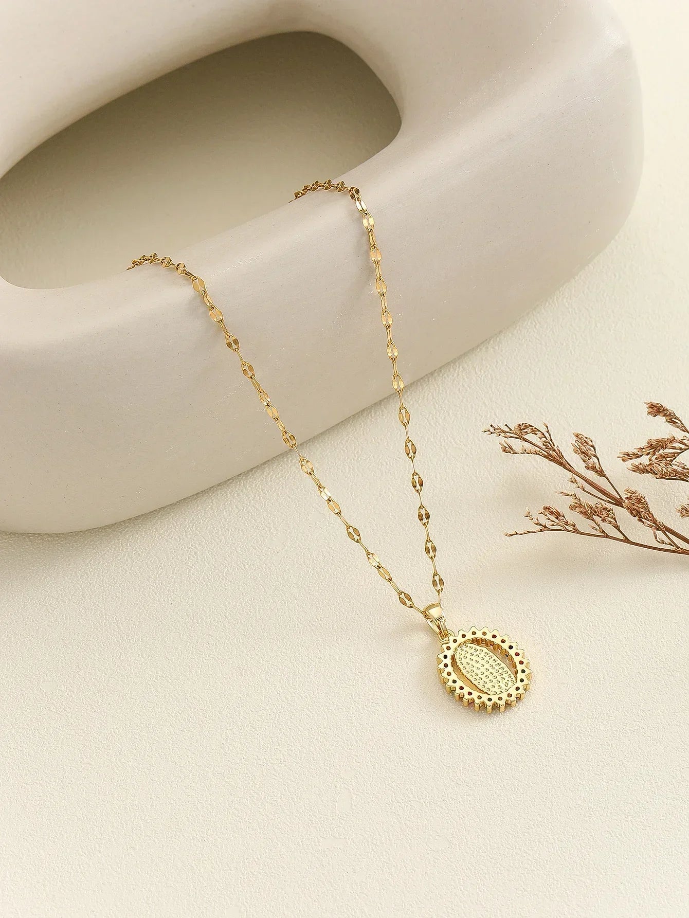 Fashion Micro Inlaid Zircon Virgin Mary Star Pendant Necklace Women